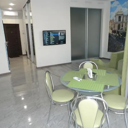 6th Pearl Apartment *